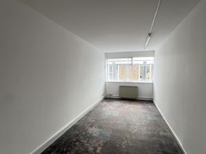 Photo 8- click for photo gallery